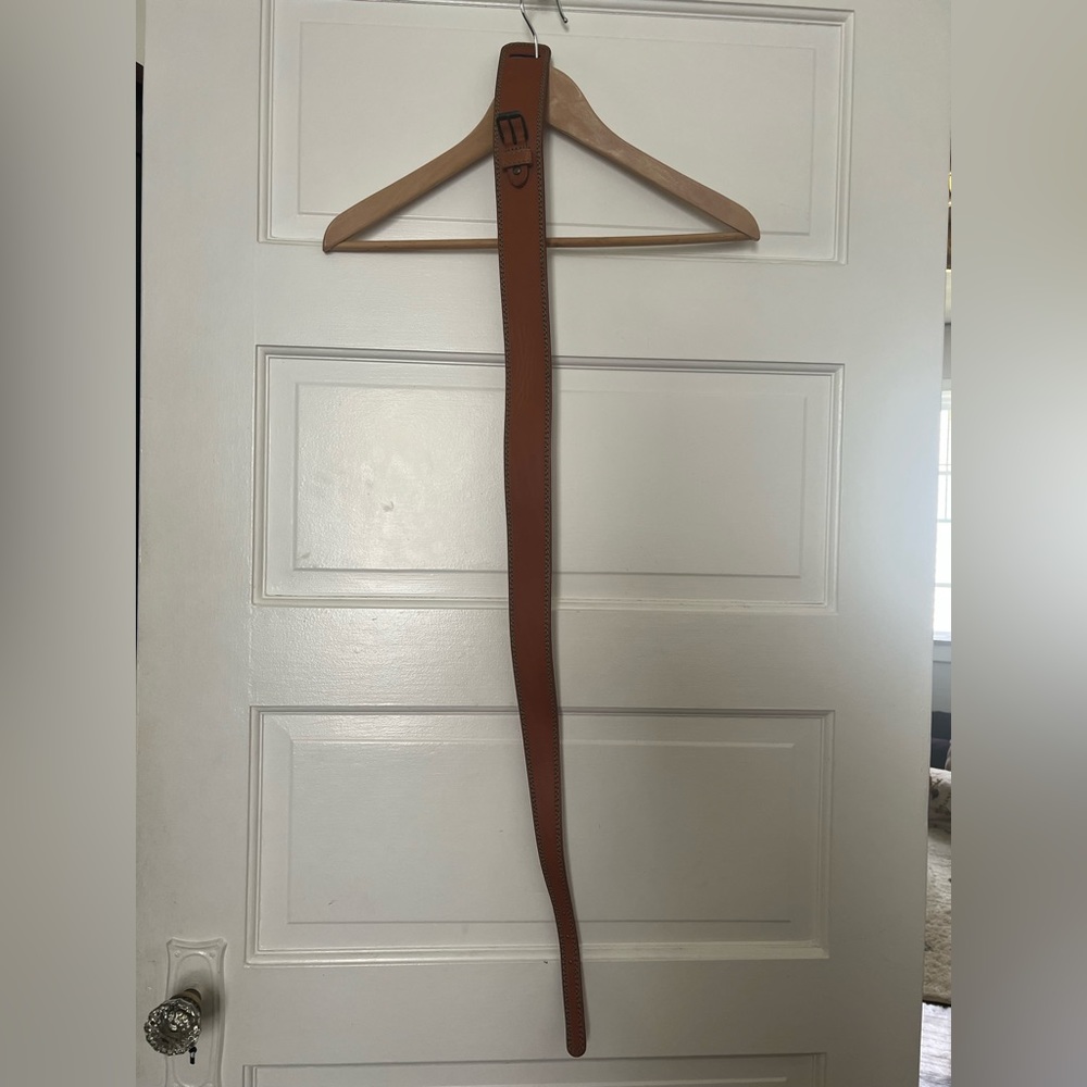 Leather belt with green detailing